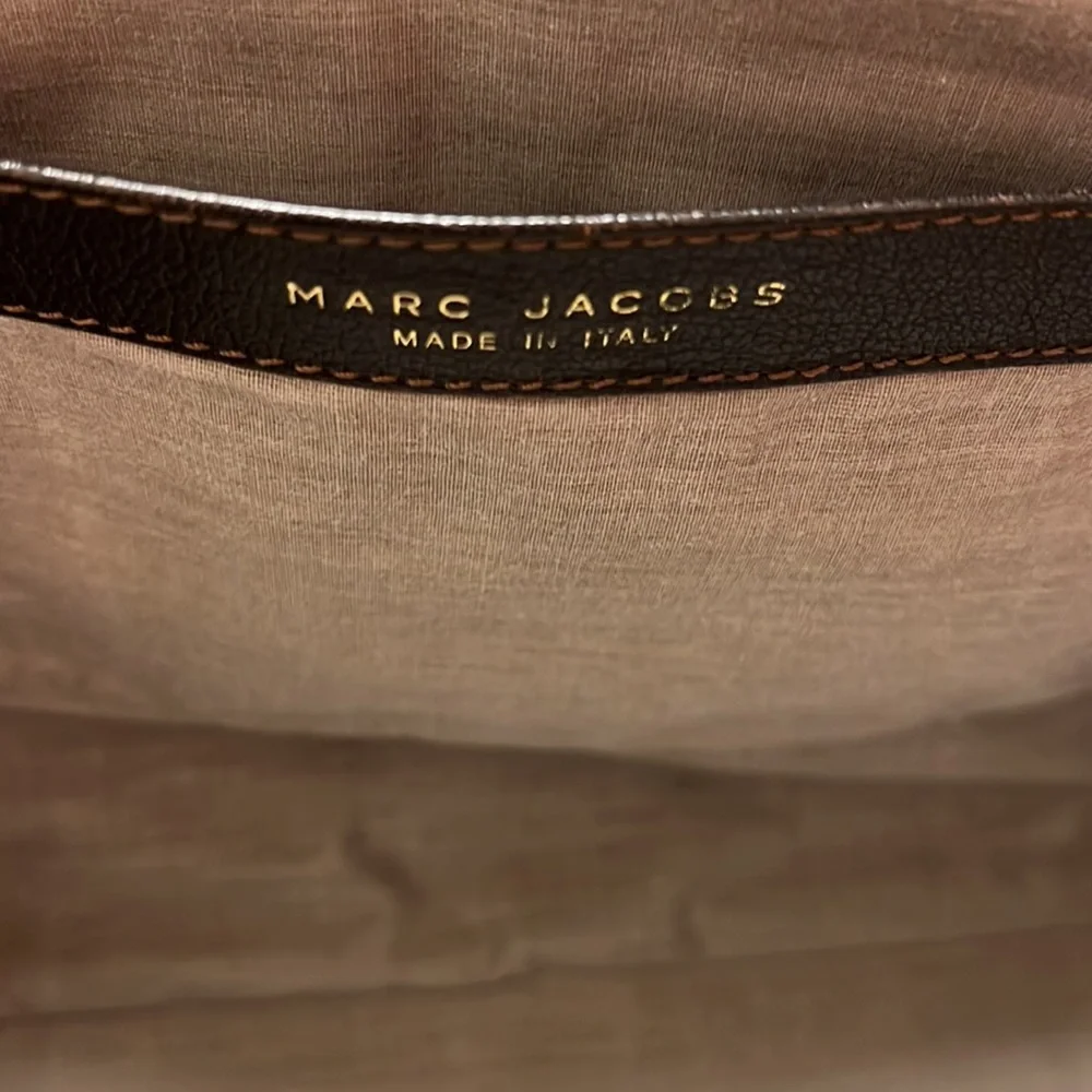Marc Jacobs Gordon Satchel Handbag In Truffle Leather MSRP $1295 - Picture 6 of 13